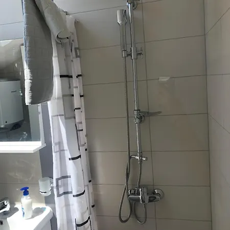 Lily アパート スペタル
